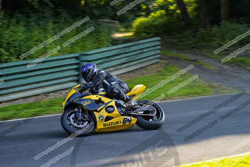 cadwell no limits trackday;cadwell park;cadwell park photographs;cadwell trackday photographs;enduro digital images;event digital images;eventdigitalimages;no limits trackdays;peter wileman photography;racing digital images;trackday digital images;trackday photos